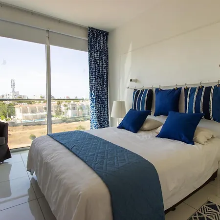 Seafront Stylish Apt, * Protaras