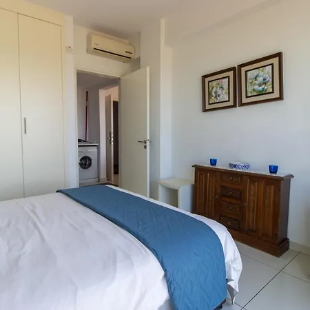 شقة Seafront Stylish Apt,