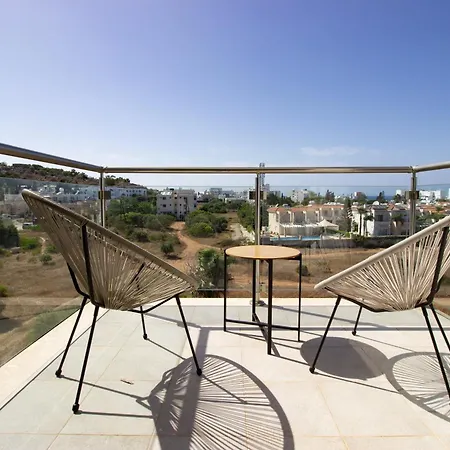 Seafront Stylish Apt, Apartment Protaras